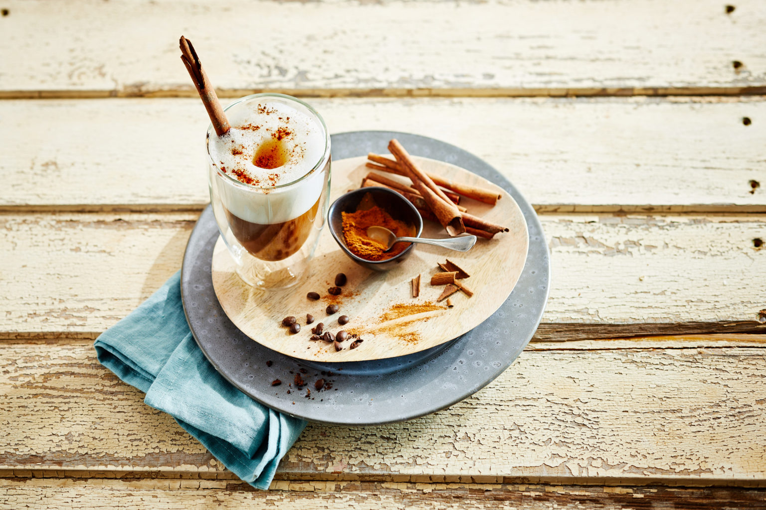 Haferdrink-Waffeln mit warmem Kirschkompott - Velike!